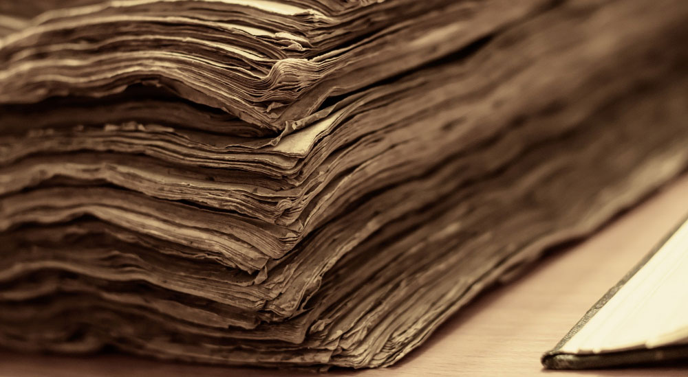 Liasse de vieux documents