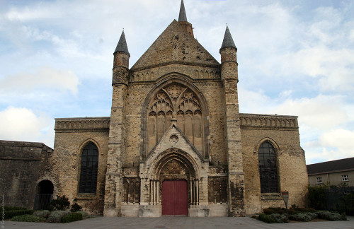 Le porche d'entrée.